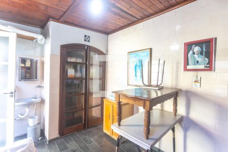 Casa à venda com 127m², 2 quartos e 1 vaga Casa à venda com 127m², 2 quartos e 1 vagaOffice
