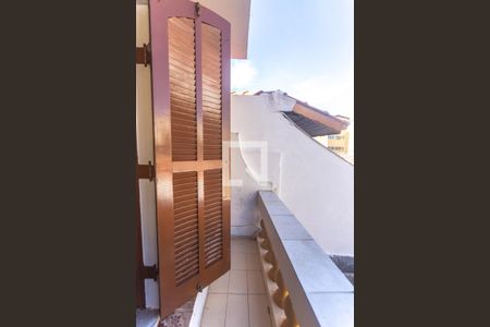 Casa à venda com 127m², 2 quartos e 1 vaga Casa à venda com 127m², 2 quartos e 1 vagaVaranda quarto 2