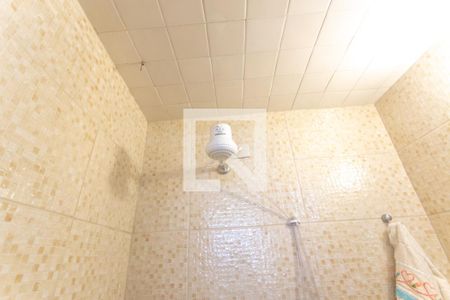 Casa à venda com 127m², 2 quartos e 1 vaga Casa à venda com 127m², 2 quartos e 1 vagaBanheiro de serviço