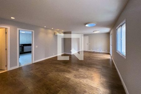 Sala de apartamento para alugar com 3 quartos, 143m² em Vila Uberabinha, São Paulo