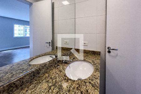 Lavabo de apartamento para alugar com 3 quartos, 143m² em Vila Uberabinha, São Paulo