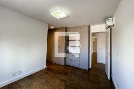 Apartamento para alugar com 143m², 3 quartos e 2 vagasSuíte 2