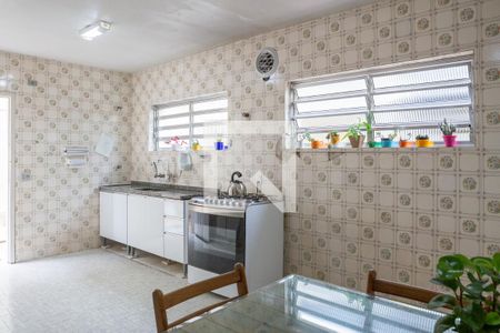 Casa à venda com 176m², 3 quartos e 3 vagasCozinha
