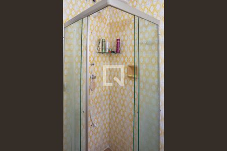 Casa à venda com 176m², 3 quartos e 3 vagasBanheiro Social