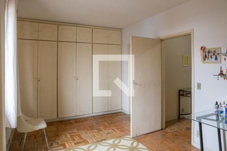 Casa à venda com 176m², 3 quartos e 3 vagasSuíte