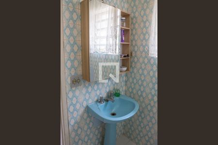 Casa à venda com 176m², 3 quartos e 3 vagasBanheiro da Suíte