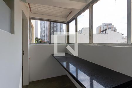 Apartamento para alugar com 107m², 2 quartos e 1 vagaÁrea de Serviço