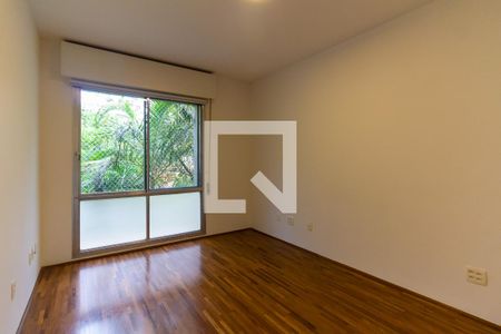 Quarto 1 Suíte de apartamento para alugar com 2 quartos, 107m² em Água Branca, São Paulo