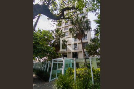 Apartamento para alugar com 107m², 2 quartos e 1 vagaFachada