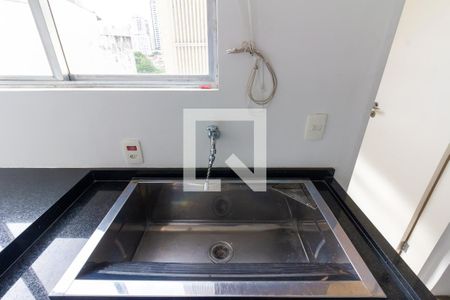 Apartamento para alugar com 107m², 2 quartos e 1 vagaÁrea de Serviço