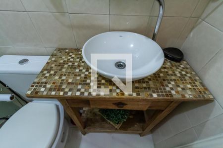 Apartamento para alugar com 66m², 2 quartos e 1 vaga Apartamento para alugar com 66m², 2 quartos e 1 vagaBanheiro