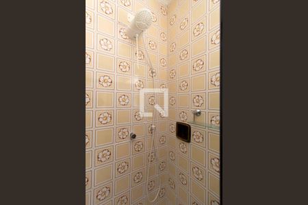 Casa à venda com 240m², 3 quartos e 2 vagasBanheiro 1