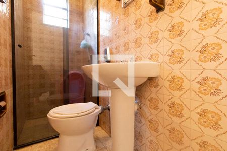 Casa à venda com 240m², 3 quartos e 2 vagasBanheiro 2