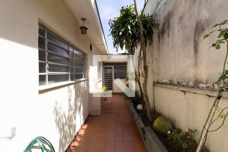 Casa à venda com 240m², 3 quartos e 2 vagasQuintal