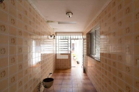 Casa à venda com 240m², 3 quartos e 2 vagasEntrada 