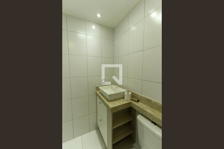 Apartamento para alugar com 49m², 2 quartos e 1 vaga Apartamento para alugar com 49m², 2 quartos e 1 vagaBanheiro