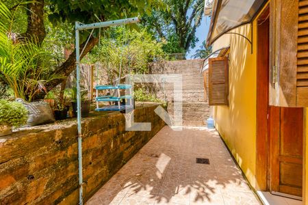 Casa à venda com 88m², 2 quartos e 2 vagasQuintal