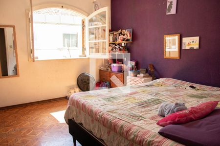 Casa à venda com 444m², 5 quartos e 8 vagasQuarto 2