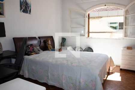 Casa à venda com 444m², 5 quartos e 8 vagasQuarto 3