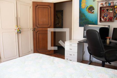 Casa à venda com 444m², 5 quartos e 8 vagasQuarto 3