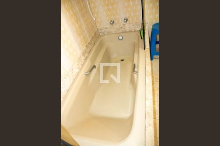 Casa à venda com 444m², 5 quartos e 8 vagasBanheiro 3