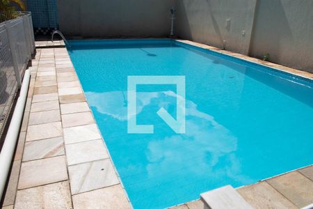 Casa à venda com 444m², 5 quartos e 8 vagasPiscina