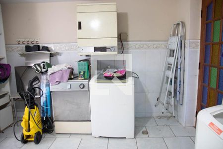 Casa à venda com 444m², 5 quartos e 8 vagasÁrea de Serviço