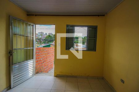 Sala de casa para alugar com 2 quartos, 60m² em Parque Uniao, Jundiaí
