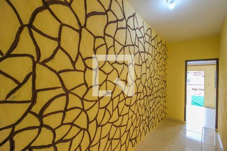 Corredor de casa para alugar com 2 quartos, 60m² em Parque Uniao, Jundiaí