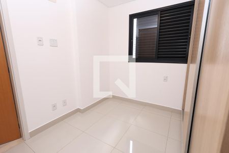 Quarto 1 de apartamento para alugar com 3 quartos, 110m² em Setor Bueno, Goiânia