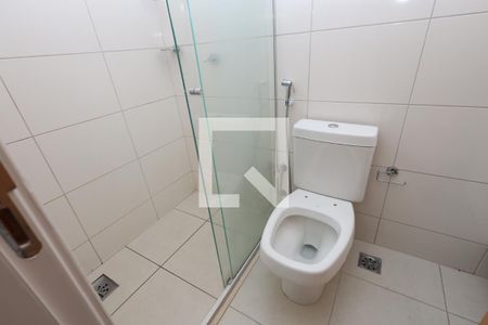 Banheiro da Suíte de apartamento para alugar com 3 quartos, 110m² em Setor Bueno, Goiânia