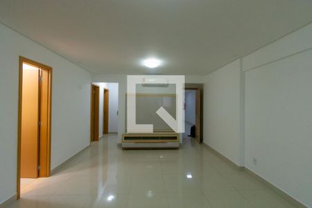 Sala de apartamento para alugar com 3 quartos, 120m² em Setor Bueno, Goiânia