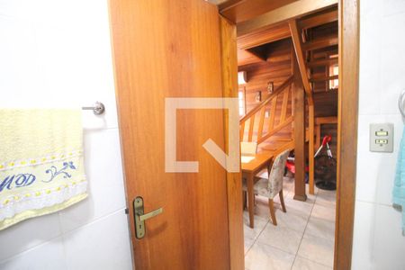Casa à venda com 200m², 2 quartos e 2 vagasBanheiro