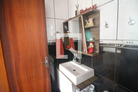 Casa à venda com 200m², 2 quartos e 2 vagasBanheiro da Suíte