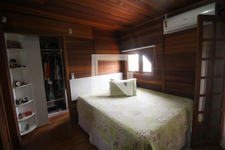 Quarto Suíte de casa à venda com 2 quartos, 200m² em Igara, Canoas