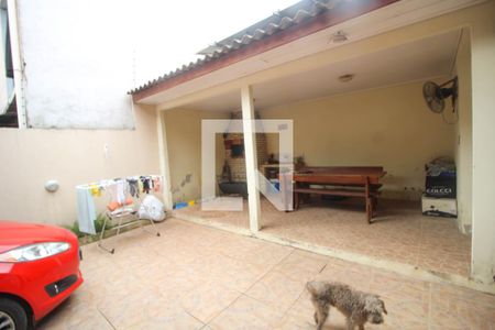 Casa à venda com 200m², 2 quartos e 2 vagasVaranda