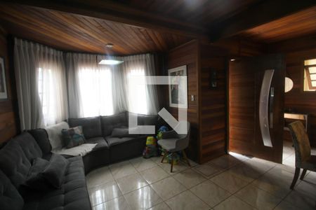 Sala de casa à venda com 2 quartos, 200m² em Igara, Canoas