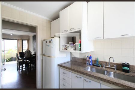 Apartamento à venda com 100m², 3 quartos e 2 vagas Apartamento à venda com 100m², 3 quartos e 2 vagasCozinha