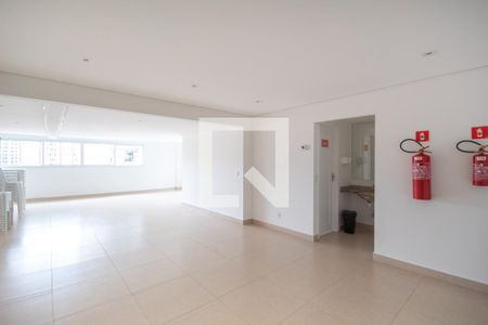 Apartamento para alugar com 37m², 1 quarto e 1 vagaÁrea comum - Salão de festas