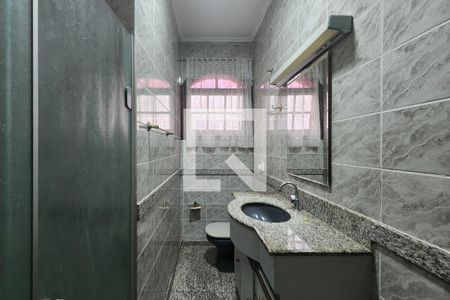 Casa à venda com 304m², 3 quartos e 4 vagas Casa à venda com 304m², 3 quartos e 4 vagasBanheiro