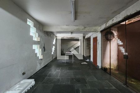 Casa à venda com 304m², 3 quartos e 4 vagas Casa à venda com 304m², 3 quartos e 4 vagasSalão de Festas