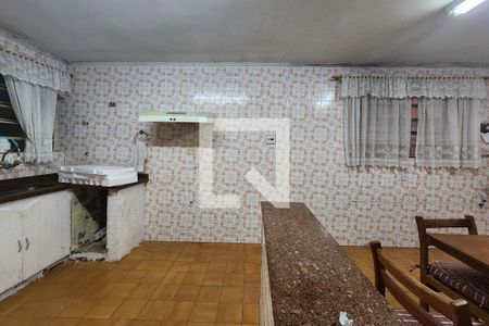 Casa à venda com 304m², 3 quartos e 4 vagas Casa à venda com 304m², 3 quartos e 4 vagasCozinha