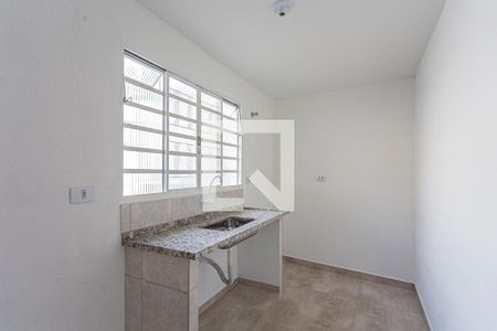 Casa para alugar com 50m², 2 quartos e 2 vagas Casa para alugar com 50m², 2 quartos e 2 vagasCozinha