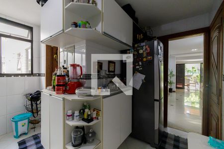 Apartamento à venda com 112m², 3 quartos e 2 vagas Apartamento à venda com 112m², 3 quartos e 2 vagasCozinha