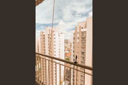 Varanda de apartamento para alugar com 3 quartos, 62m² em Vila das Bandeiras, Guarulhos