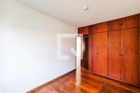 Quarto 1 de apartamento para alugar com 2 quartos, 69m² em Santa Amélia, Belo Horizonte