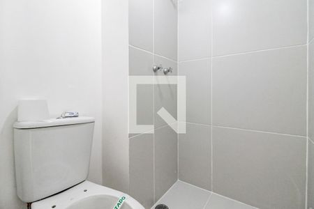 Banheiro de apartamento à venda com 1 quarto, 20m² em Jardim das Acacias, São Paulo