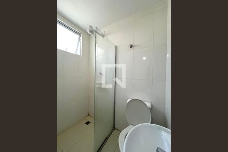 Banheiro  de kitnet/studio para alugar com 1 quarto, 12m² em Vila Clementino, São Paulo