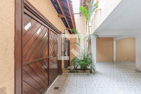 Garagem de casa à venda com 4 quartos, 435m² em Helena Maria, Osasco