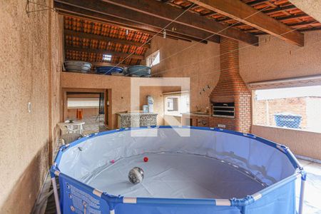 Casa à venda com 435m², 4 quartos e 8 vagas Casa à venda com 435m², 4 quartos e 8 vagasEspaço gourmet